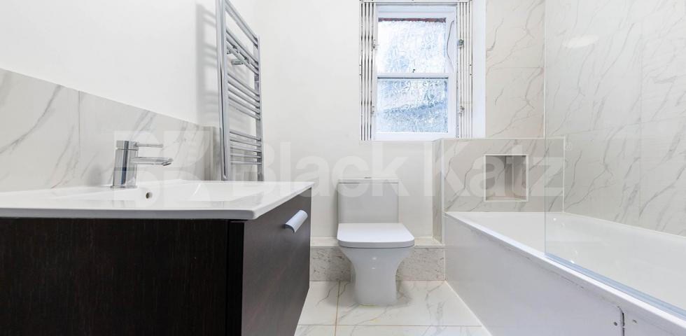 			3 Bedroom, 1 bath, 1 reception Apartment			 Hornsey Lane, Highgate